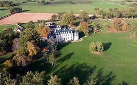 Gîte 2 chambres 5 personnes dans le château de la bouchatte