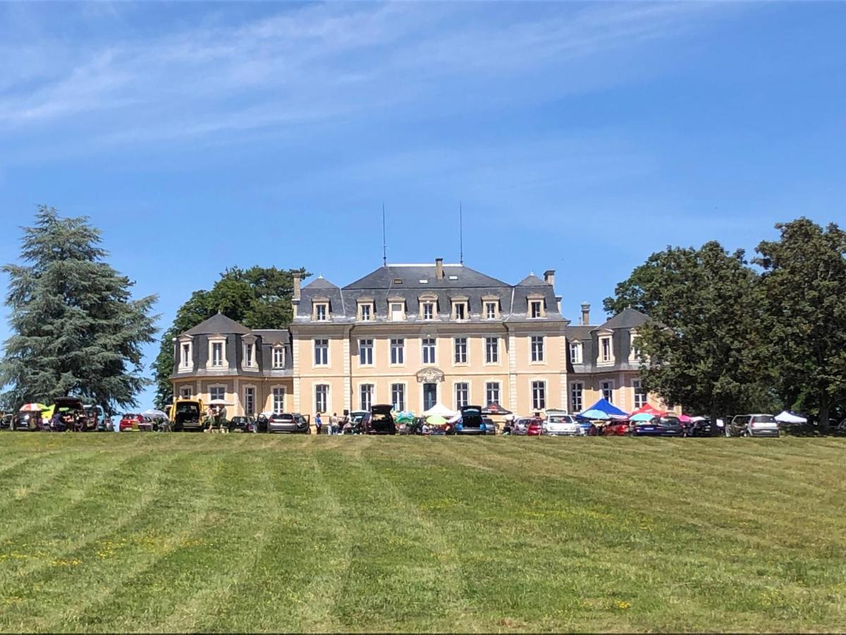 Gîte 2 chambres 5 personnes dans le château de la bouchatte Chazemais Extérieur photo