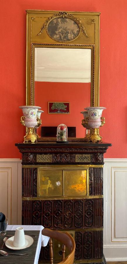 Gîte 2 chambres 5 personnes dans le château de la bouchatte Chazemais Extérieur photo